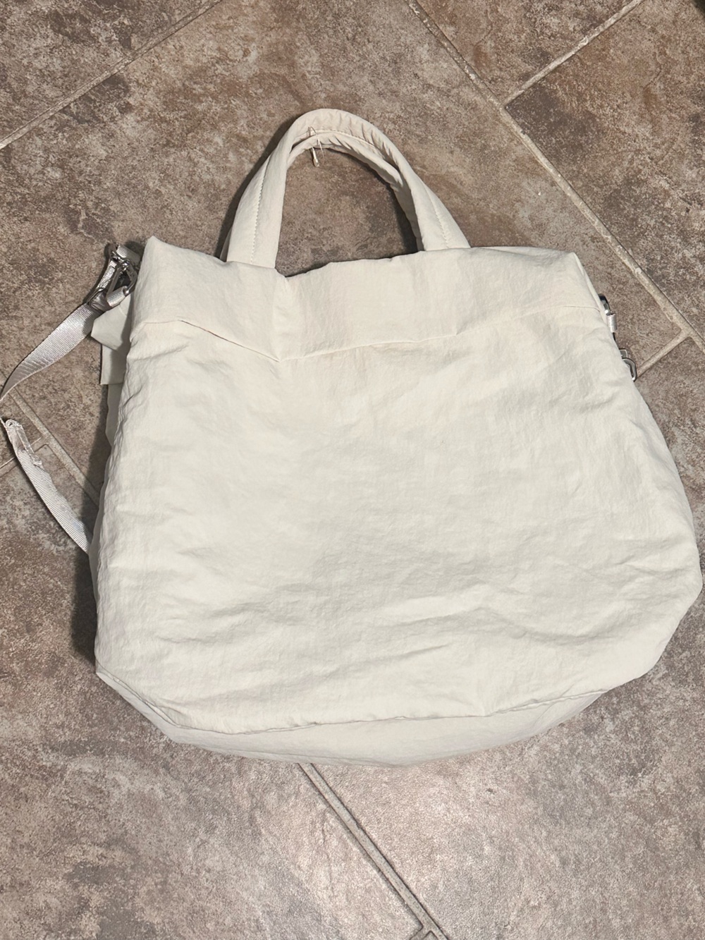 Lululemon Gym Bag - Picture 3 of 5